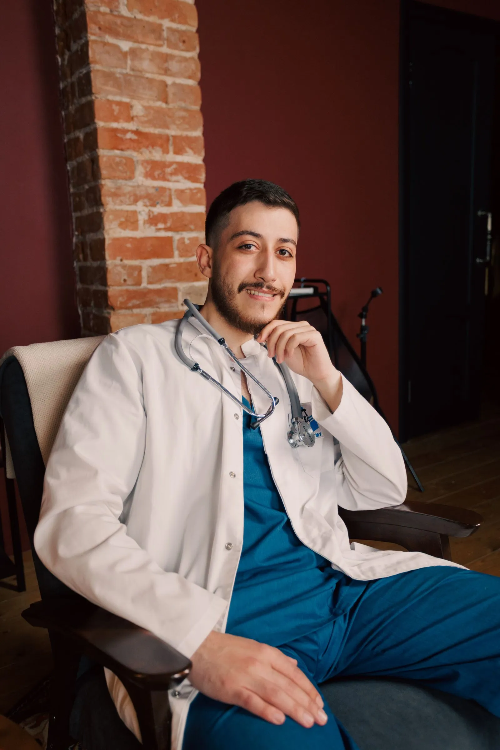 Smiling doctor ready to see patients from Davenport, FL